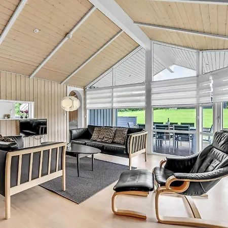 Skovridervaenget Rudkobing Xi