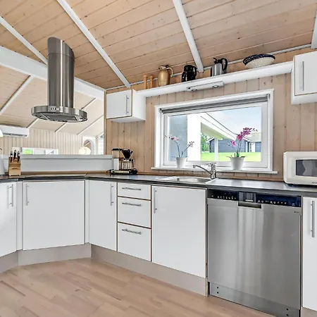 Pet Friendly Home In Rudkobing * Spodsbjerg